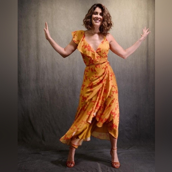 Ted Baker, Rffl - Picture 4 of 4